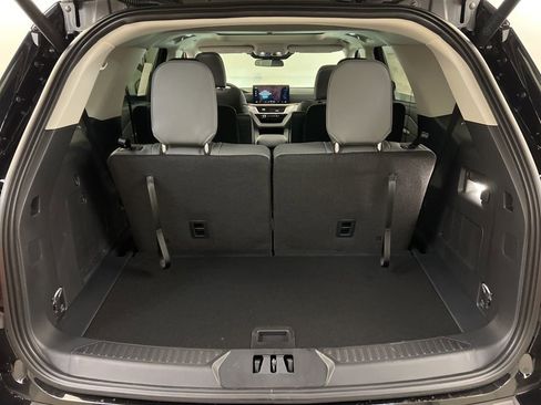 New 2026 Ford Explorer Active w/ Active Comfort Package image 34