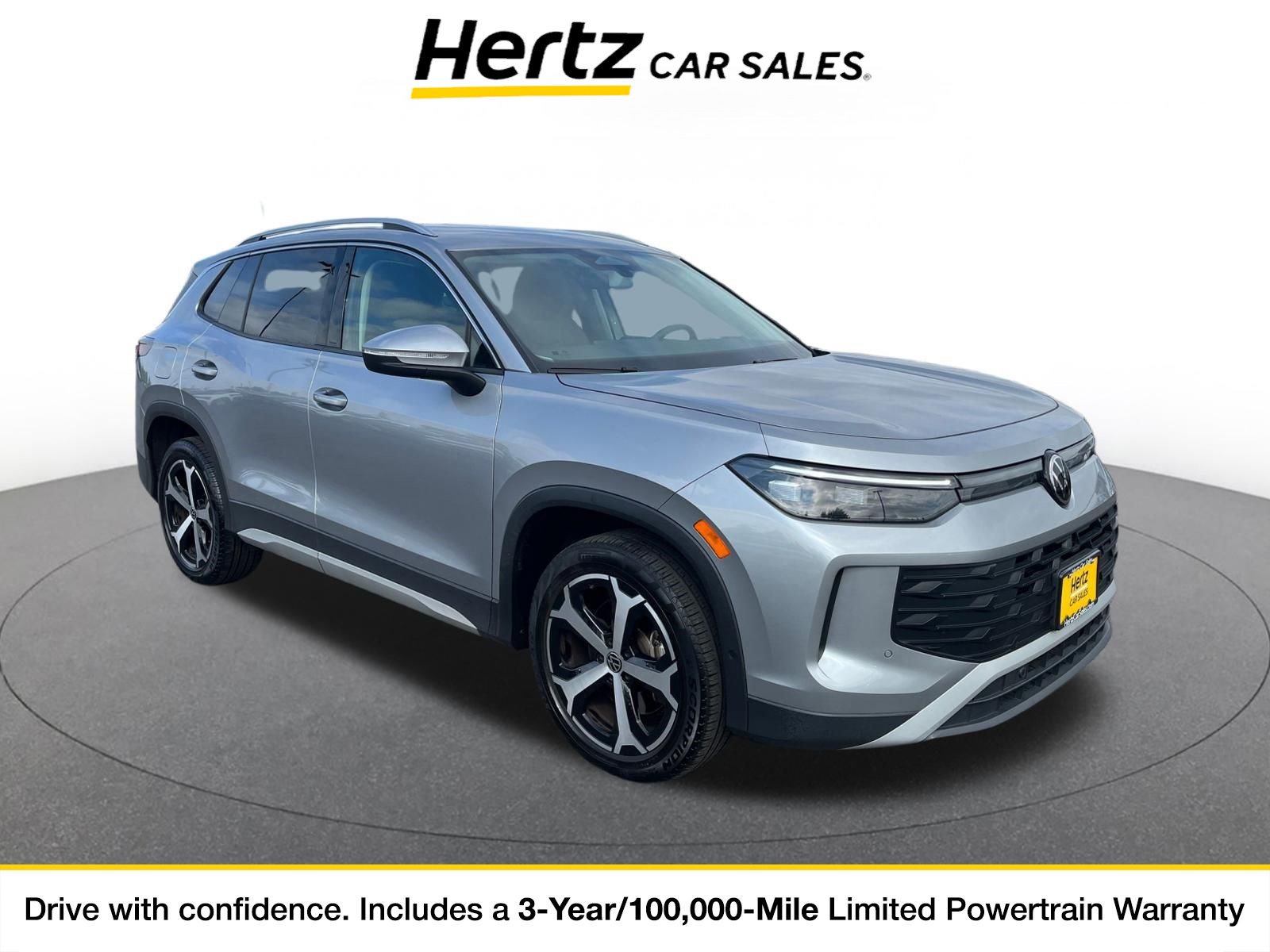 Used 2026 Volkswagen Tiguan SE AWD/4WD image 1