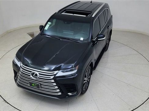 Used 2024 Lexus LX 600 4WD w/ Luxury Package image 81