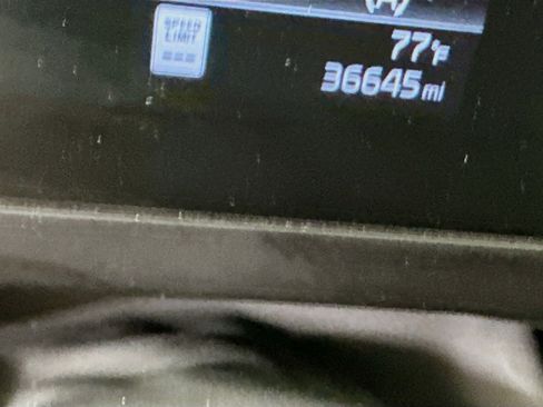 Used 2024 Kia Sportage LX image 19