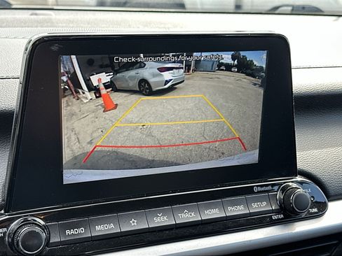 Used 2021 Kia Forte LXS FWD image 21