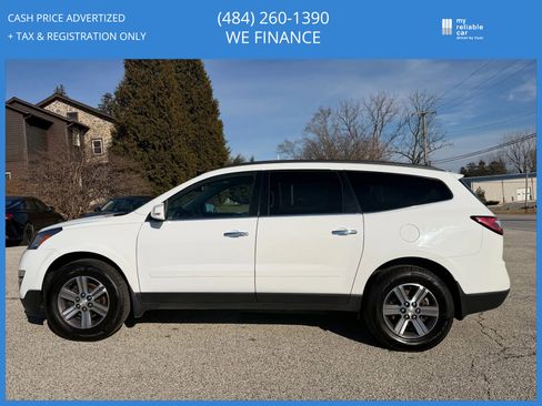 Used 2017 Chevrolet Traverse LT image 8