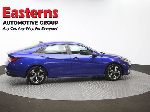 Used 2023 Hyundai Elantra Limited w/ Preferred Accessory Package FWD image 46