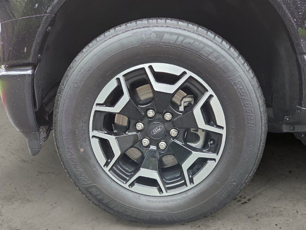 Used 2022 Ford F150 Lightning Pro AWD/4WD image 9