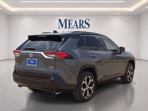 Used 2023 Toyota RAV4 XSE AWD/4WD image 5