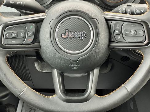 Used 2024 Jeep Wrangler Unlimited Sport AWD/4WD image 17