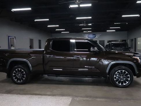 Used 2024 Toyota Tundra Limited w/ Power Package AWD/4WD image 7