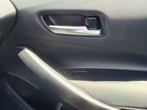 Used 2023 Toyota Corolla SE FWD image 19