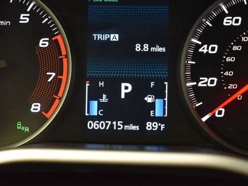 Used 2024 Mitsubishi Eclipse Cross SE AWD/4WD image 28