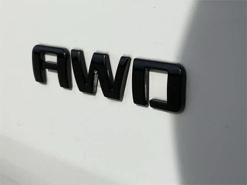 Used 2019 Chevrolet Traverse Premier w/ Redline Edition image 11