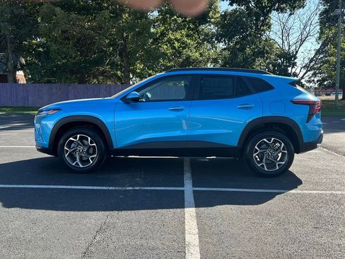 New 2025 Chevrolet Trax LT image 4