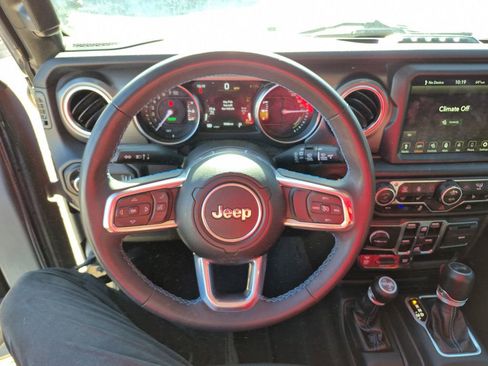 Used 2023 Jeep Wrangler Unlimited Rubicon 4xe w/ Cold Weather Group AWD/4WD image 64