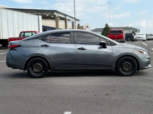 Used 2020 Nissan Versa S FWD image 6