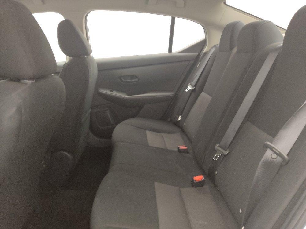 Used 2025 Nissan Sentra SV w/ All-Weather Package FWD image 18