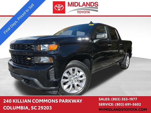 Used 2021 Chevrolet Silverado 1500 Custom image 1