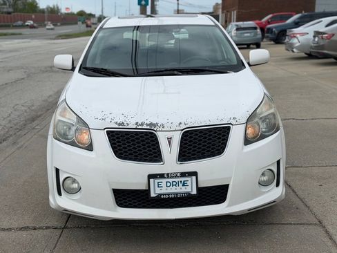 Used 2009 Pontiac Vibe GT FWD image 2
