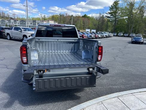 New 2026 GMC Sierra 1500 Elevation w/ Preferred Package AWD/4WD image 10