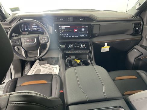 Used 2025 GMC Sierra 1500 AT4 w/ Technology Package image 19