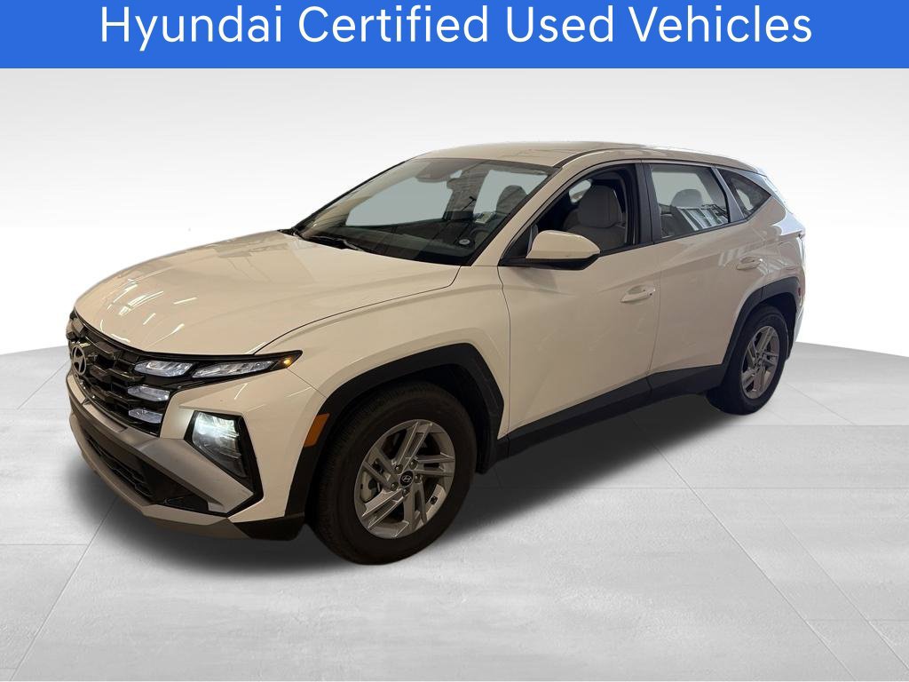 Used 2026 Hyundai Tucson SE FWD image 1