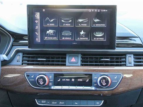 Used 2022 Audi A4 2.0T Premium Plus w/ Premium Plus Package image 14