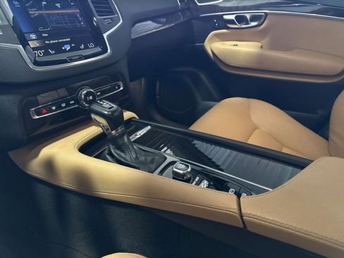 Used 2019 Volvo XC90 T6 Momentum w/ Protection Package Premier image 19
