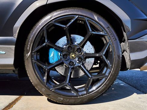 Used 2024 Lamborghini Urus Performante image 29
