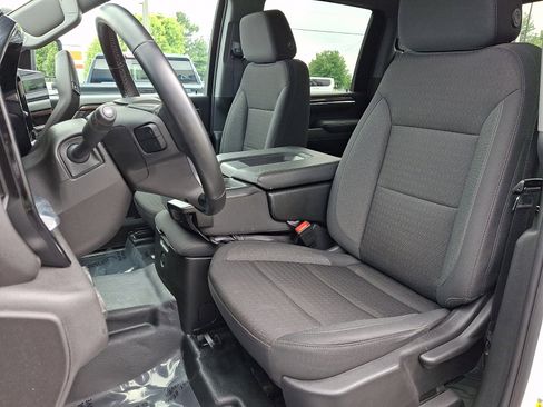 Used 2024 Chevrolet Silverado 2500 LT AWD/4WD image 12