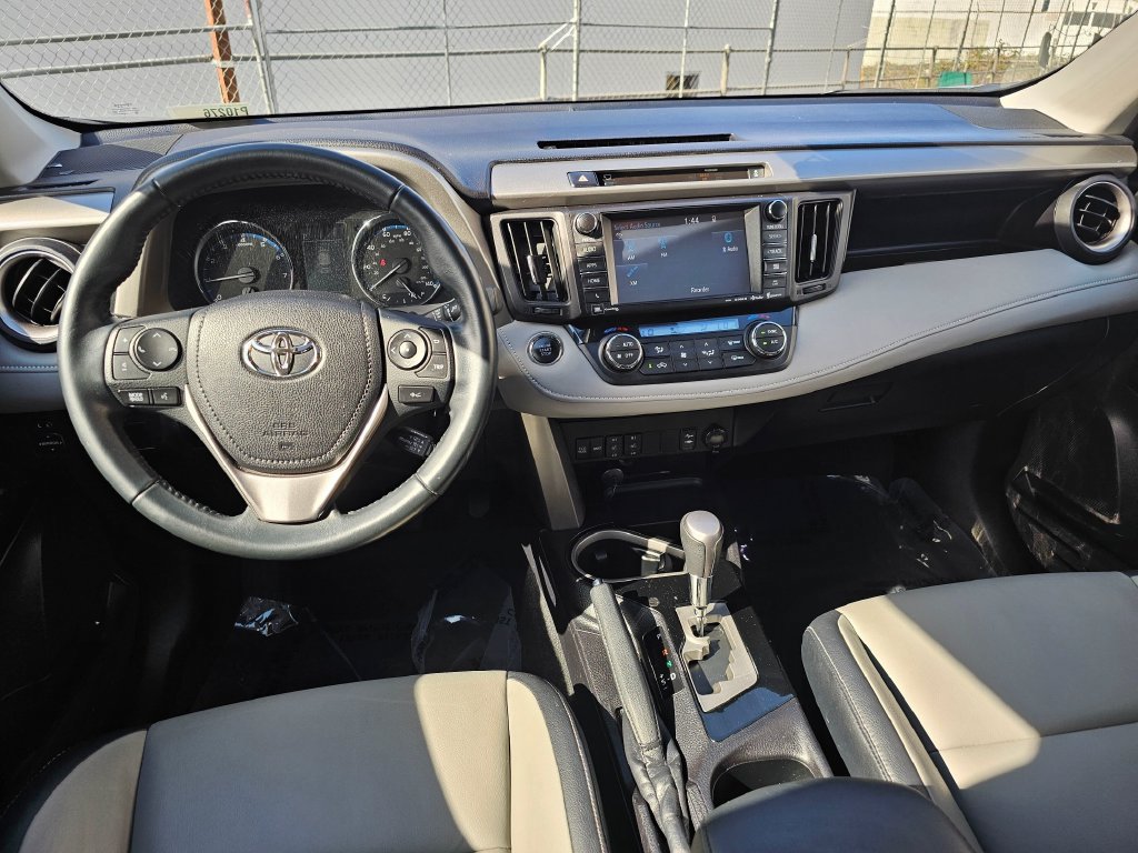 Used 2016 Toyota RAV4 Limited w/ Advanced Technology Package AWD/4WD image 17