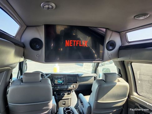 Used 2023 Chevrolet Express 2500 Extended image 55