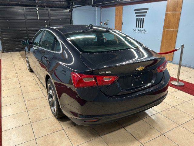 Used 2023 Chevrolet Malibu LT FWD image 2