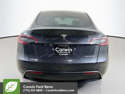 Used 2024 Tesla Model Y Long Range AWD/4WD image 6