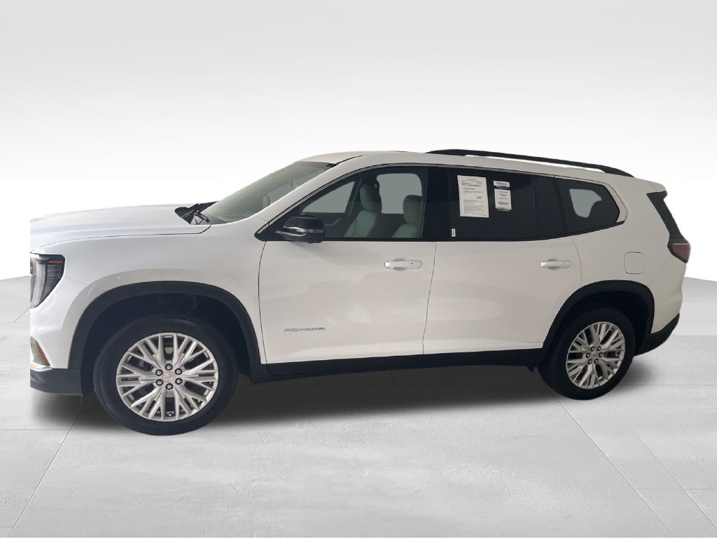 Used 2026 GMC Acadia Elevation w/ Elevation Premium Package FWD image 2