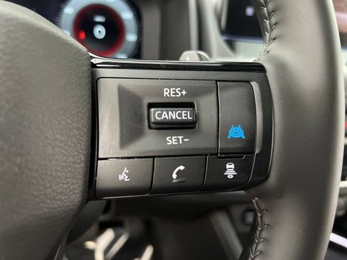 Used 2026 Nissan Rogue Platinum w/ Platinum Premium Package AWD/4WD image 49