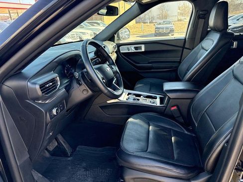 Used 2020 Ford Explorer Limited w/ Class III Trailer Tow Package image 5