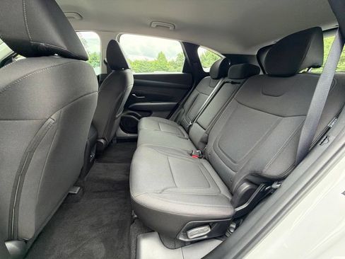 Certified 2025 Hyundai Tucson SE AWD/4WD image 14