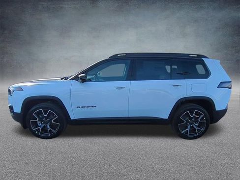 New 2026 Jeep Cherokee Overland image 7