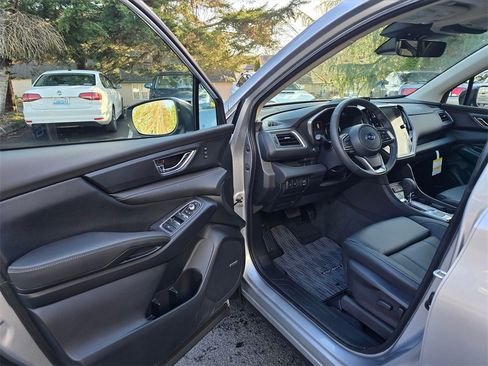 New 2026 Subaru Ascent Limited image 7