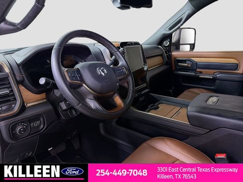 Used 2024 RAM 3500 Limited image 10