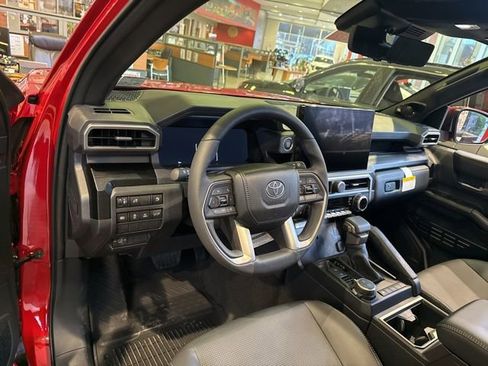 New 2025 Toyota 4Runner Limited image 10