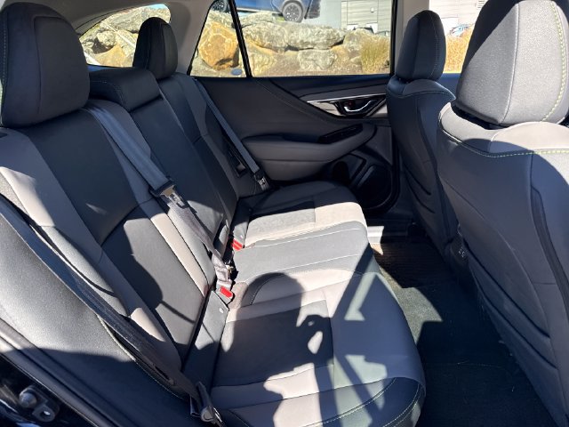 Used 2024 Subaru Outback Onyx Edition AWD/4WD image 16