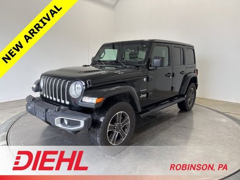 Used 2023 Jeep Wrangler Sahara image 3
