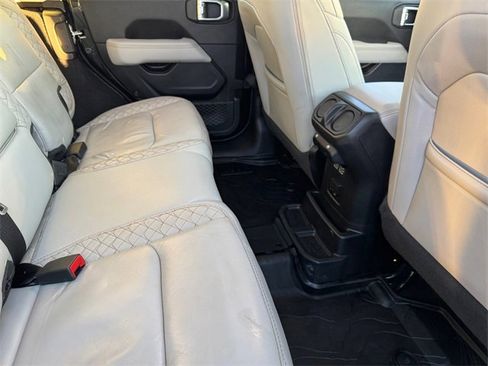 Certified 2021 Jeep Wrangler Unlimited Sahara image 22