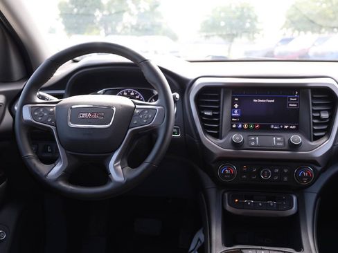 Used 2023 GMC Acadia AT4 w/ Technology Package AWD/4WD image 24