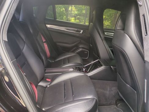 Used 2020 Porsche Panamera GTS AWD/4WD image 28