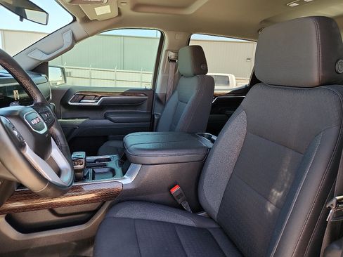 Used 2025 GMC Sierra 1500 Elevation w/ Preferred Package RWD image 12
