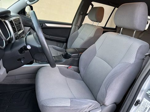 Used 2005 Toyota 4Runner SR5 image 13