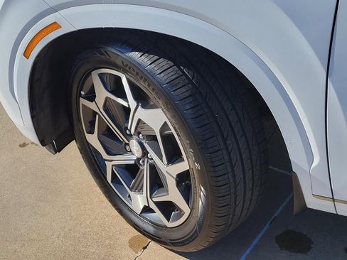 Used 2022 Hyundai Palisade Calligraphy image 11