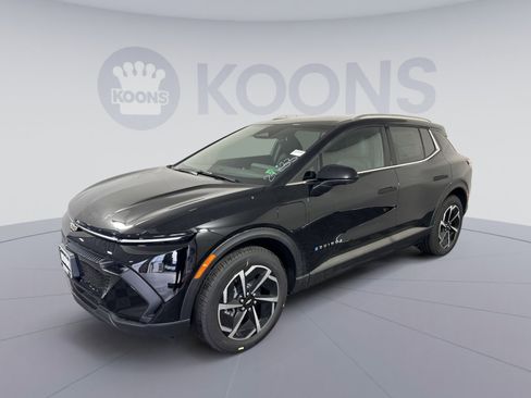 New 2026 Chevrolet Equinox EV LT image 1