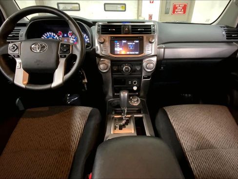 Used 2016 Toyota 4Runner SR5 image 16