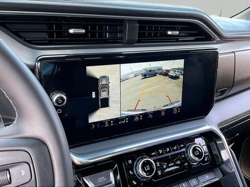 Used 2024 GMC Sierra 1500 Denali w/ Denali Reserve Package AWD/4WD image 11